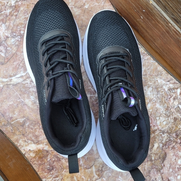 Women's Lightweight Breathable Flying Sneakers Sz 11.5 - Picture 13 of 14